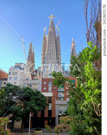 Sagrada Familia Sagrada Familia 141865576