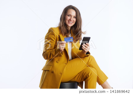 Seamless Digital Payments with Credit Card Seamless Digital Payments with Credit Card 141869642