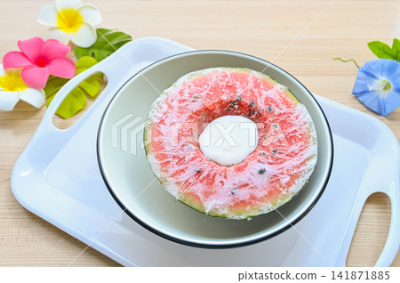西瓜冰淇淋佐優格 西瓜冰淇淋佐優格 141871885