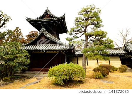 京都府,京都市東山區丸山町太鼓堂大谷祖陵,2022 年 3 月 京都府,京都市東山區丸山町太鼓堂大谷祖陵,2022 年 3 月 141872085