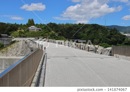 ◇Dam Park Ibakita (View from the road on top of the Aigawa Dam) / Ibaraki City, Osaka Prefecture - Parks around the dam ◇Dam Park Ibakita (View from the road on top of the Aigawa Dam) / Ibaraki City, Osaka Prefecture - Parks around the dam 141874067