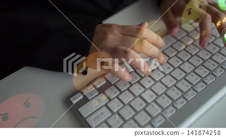 Smart Email Management System for Professionals Muxer Smart Email Management System for Professionals Muxer 141874258