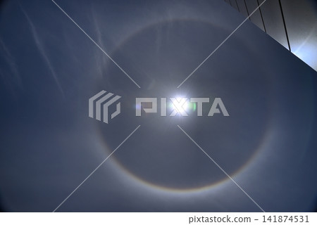 [神奈川]太陽和彩虹 141874531