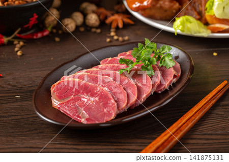 traditional Five Spice Cured Beef Shank Raw Sliced Marinated Beef Muscle Grain 141875131