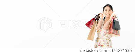 Women shopping Women shopping 141875556