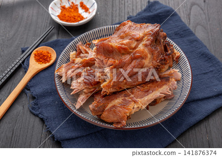 braised Pork Bone Meat with Rich Gelatinous Texture 141876374