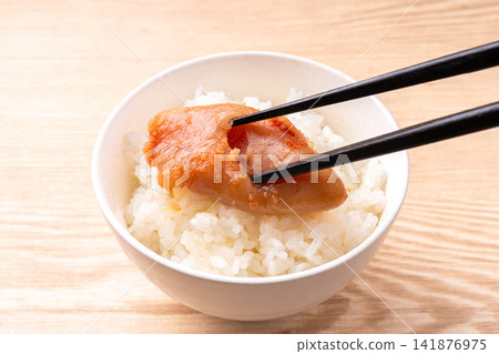 Spicy mentaiko rice Spicy mentaiko rice 141876975