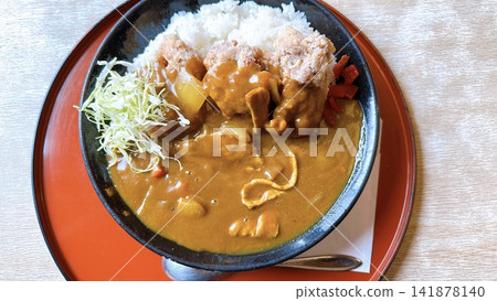 一大份炸雞咖哩飯 一大份炸雞咖哩飯 141878140