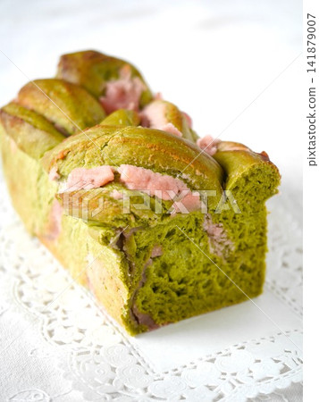Matcha & Cherry Blossom Bean Paste Bread Matcha & Cherry Blossom Bean Paste Bread 141879007