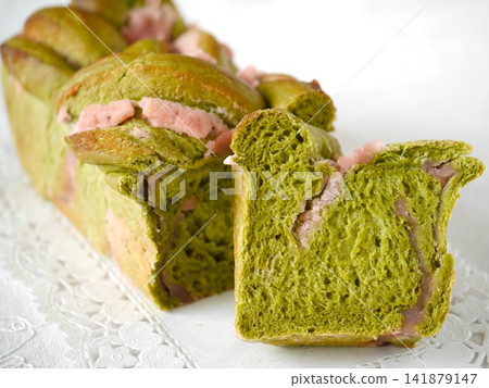 Matcha & Cherry Blossom Bean Paste Bread Matcha & Cherry Blossom Bean Paste Bread 141879147