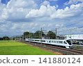 盛夏時節，Spacia X 列車沿著東武日光線飛馳。 141880124