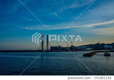 [Kanagawa Prefecture] Kurihama Port Thermal Power Plant, Evening View 141881116