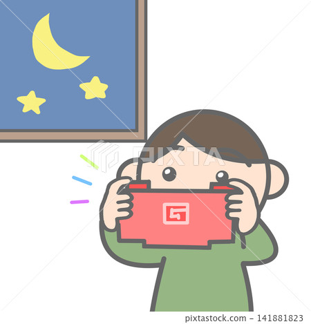 一個經常熬夜玩電子遊戲的男孩。 一個經常熬夜玩電子遊戲的男孩。 141881823