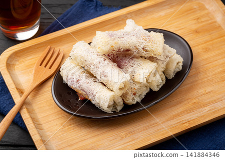 steamed silver silk rolls made with healthy chinese yam steamed silver silk rolls made with healthy chinese yam 141884346