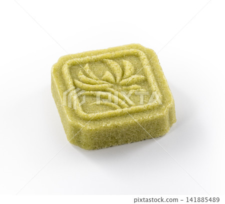 Mid-Autumn Festival, mooncake, mung bean cake, white base, back removed. Mid-Autumn Festival, mooncake, mung bean cake, white base, back removed. 141885489