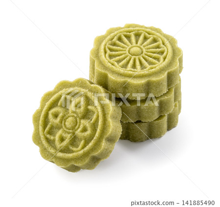Mid-Autumn Festival, mooncake, mung bean cake, white base, back removed. Mid-Autumn Festival, mooncake, mung bean cake, white base, back removed. 141885490