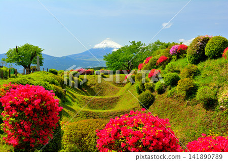 Yamanaka Castle, one of Japan's 100 Famous Castles Yamanaka Castle, one of Japan's 100 Famous Castles 141890789