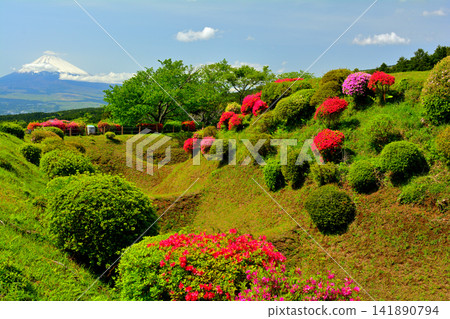 Yamanaka Castle, one of Japan's 100 Famous Castles Yamanaka Castle, one of Japan's 100 Famous Castles 141890794