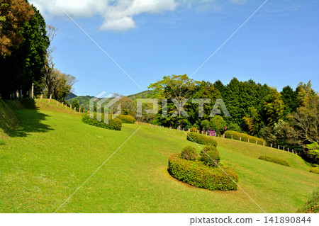 Yamanaka Castle, one of Japan's 100 Famous Castles Yamanaka Castle, one of Japan's 100 Famous Castles 141890844