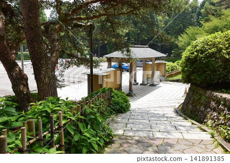 神奈川縣箱根町:恩子箱根公園中央大門及步道 神奈川縣箱根町:恩子箱根公園中央大門及步道 141891385