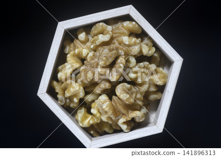 核桃——特寫 核桃——特寫 141896313