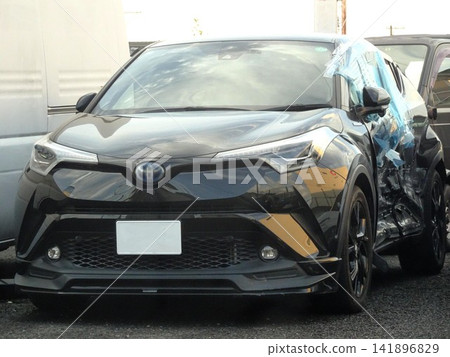 Accident vehicle Accident vehicle 141896829