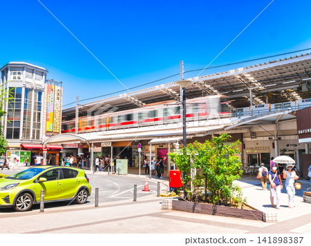 Tokyo Jiyugaoka Station Tokyo Jiyugaoka Station 141898387