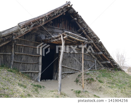 重建的繩文時代民宅(宮城縣仙台市) 重建的繩文時代民宅(宮城縣仙台市) 141904256