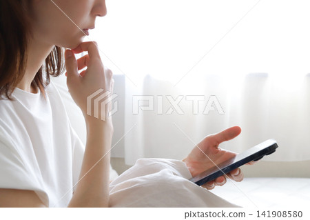 擔心,女人,女士 擔心,女人,女士 141908580