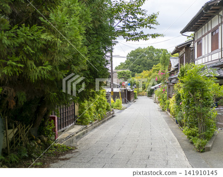 Scenery of the Saga Toriimoto Traditional Buildings Preservation District in Kyoto Scenery of the Saga Toriimoto Traditional Buildings Preservation District in Kyoto 141910145
