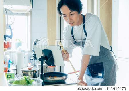做飯的男人 141910473