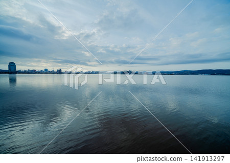 島根縣宍道湖的清晨 141913297