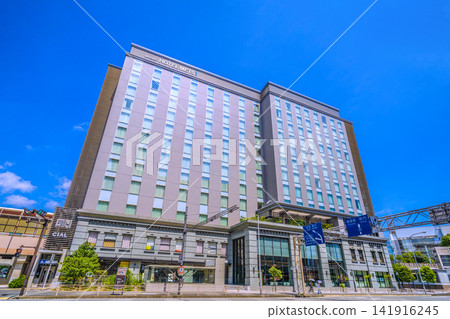 Yokohama cityscape, Japan: Sakuragicho Station South Exit (West Exit) side. View of Hotel Mets and other buildings from the intersection of Sakuragicho 2-chome. 141916245