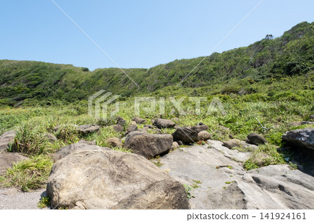 城島海岸的景色,藍天綠草盡收眼底。 城島海岸的景色,藍天綠草盡收眼底。 141924161