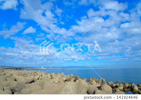 名古浦大橋和富山灣(富山縣投水市) 名古浦大橋和富山灣(富山縣投水市) 141924646