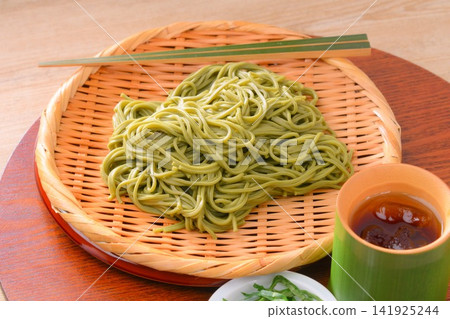 A refreshing, cold "green tea soba" for summer. Zaru soba, soba. A refreshing, cold "green tea soba" for summer. Zaru soba, soba. 141925244