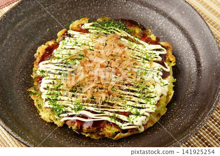 Pork ball okonomiyaki Pork ball okonomiyaki 141925254