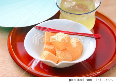 Summer Japanese sweets, chilled desserts, cold warabi mochi. Summer Japanese sweets, chilled desserts, cold warabi mochi. 141925289