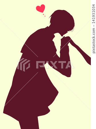 一位王子親吻著手背；一件斗篷；一個心形符號；一個剪影。 141931034