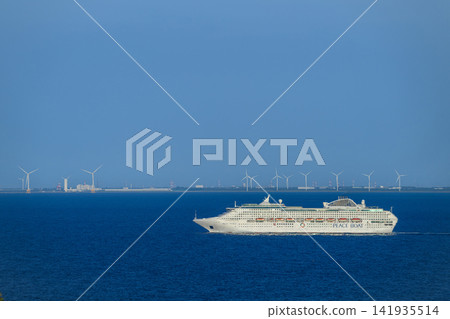 Windmills and cruise ships_7121 Windmills and cruise ships_7121 141935514