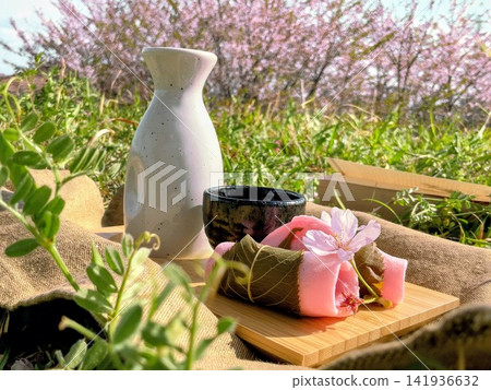 櫻花、清酒和櫻花餅（日本清酒） 141936632