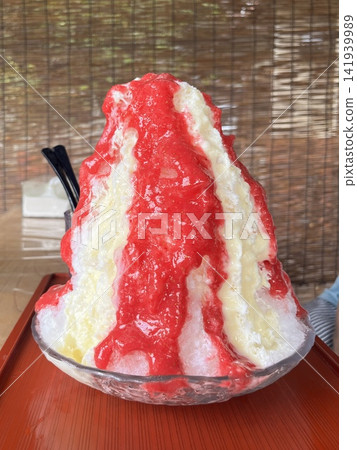 Strawberry milk flavored shaved ice Strawberry milk flavored shaved ice 141939989
