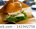 A stylish cafe serving homemade pork bacon hamburgers, a local specialty (Amami Oshima, Kagoshima Prefecture) 141942756