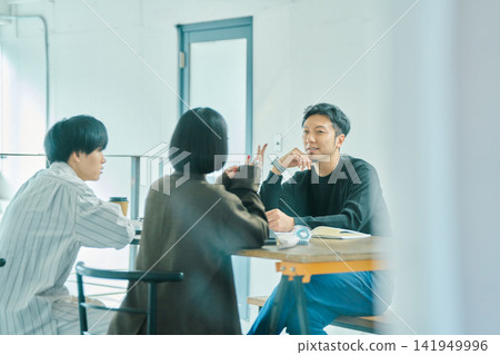 Business person to meet Business person to meet 141949996