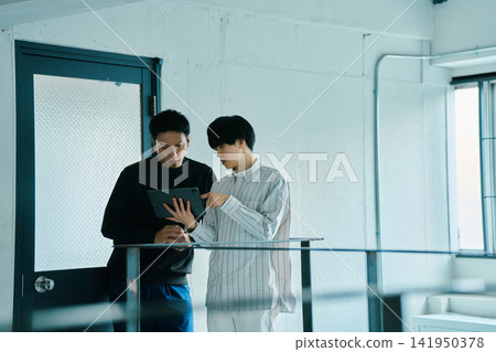 Business people meeting Business people meeting 141950378
