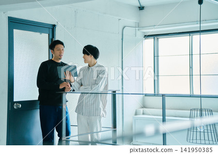 商界人士會晤 商界人士會晤 141950385