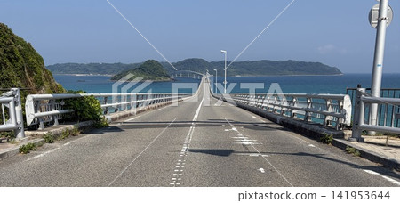 A bridge that leads straight to the island A bridge that leads straight to the island 141953644