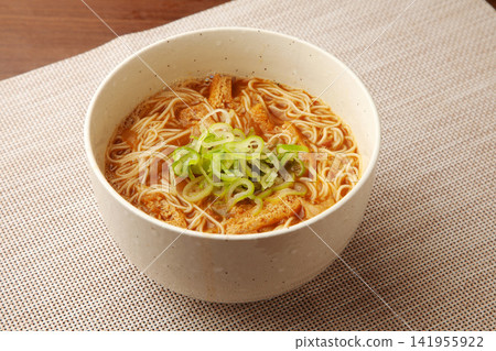 Curry simmered noodles Curry simmered noodles 141955922