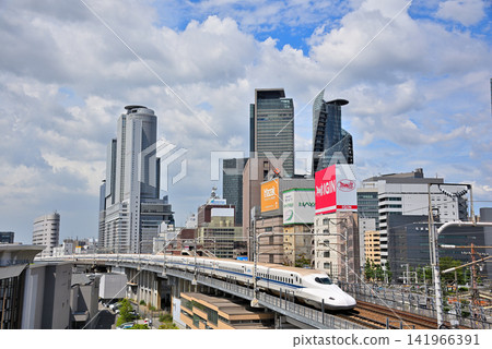 愛知縣:名古屋城市景觀 - 名古屋車站建築和新幹線 愛知縣:名古屋城市景觀 - 名古屋車站建築和新幹線 141966391