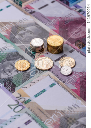 Peruvian paper currency cash sol for payments and settlements. Peruvian cash Peruvian paper currency cash sol for payments and settlements. Peruvian cash 141970034